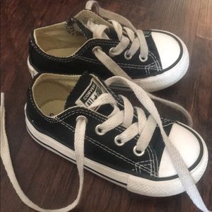 Toddler converse shoes